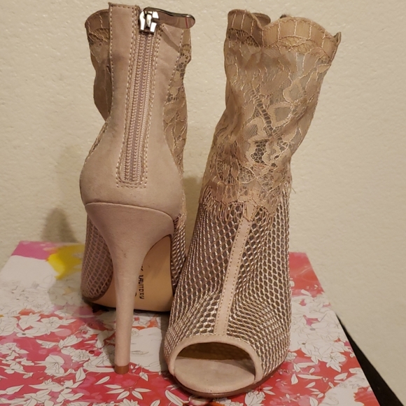 Pump - Picture 4 of 5